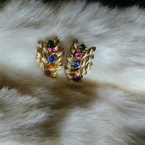 Gold metal leaf with stones screw back earrings.